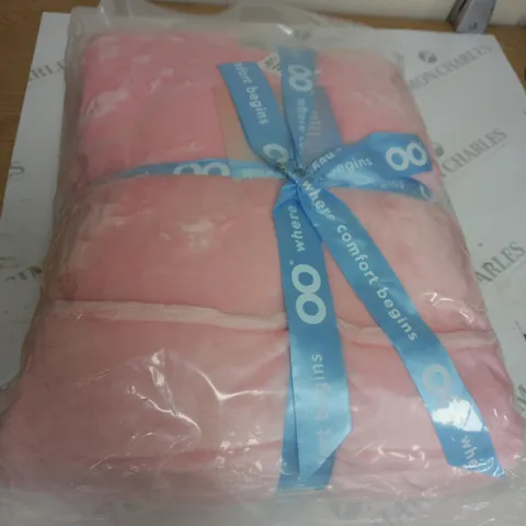 OODIE PINK THROW 
