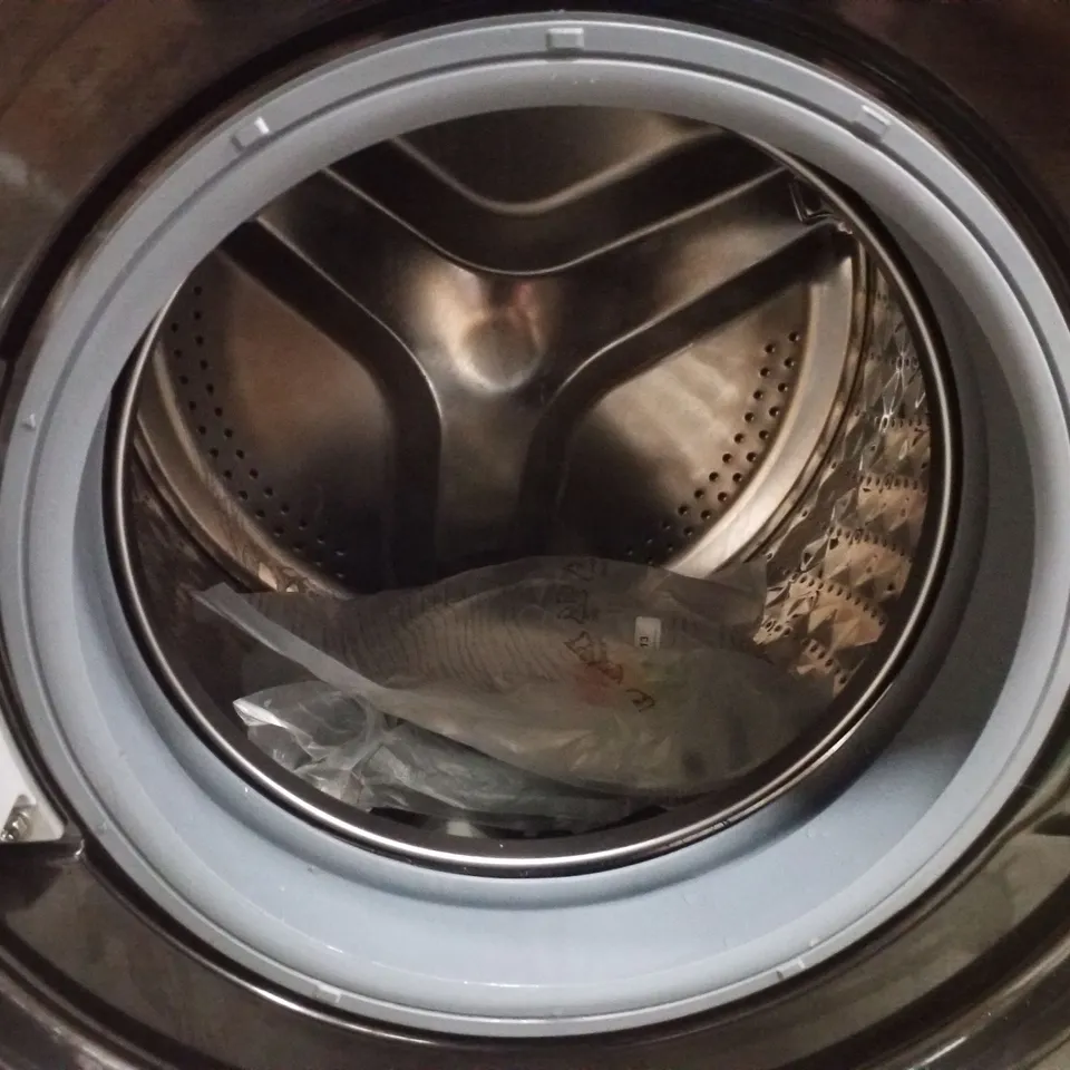 SAMSUNG SERIES 5 SMART LOAD WASHING MACHINE IN BLACK