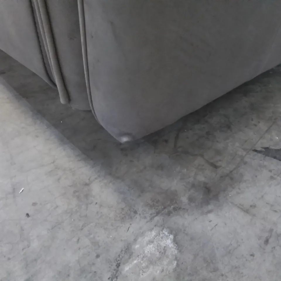 QUALITY ITALIAN DESIGNER MEDIUM 2-SEATER ELECTRIC RECLINING LEATHER SOFA IN GREY 