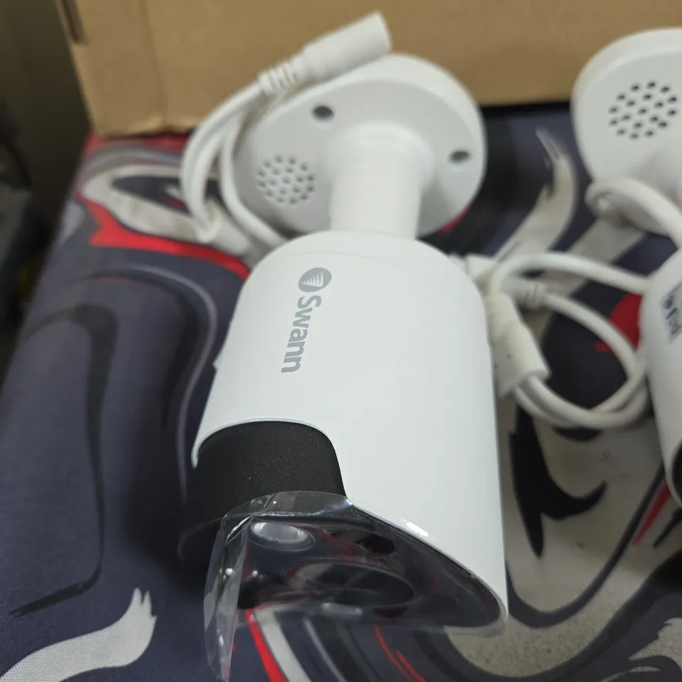 SWANN NHD-885MSFB SURVEILLANCE CAMERA KIT (3 CAMERAS)