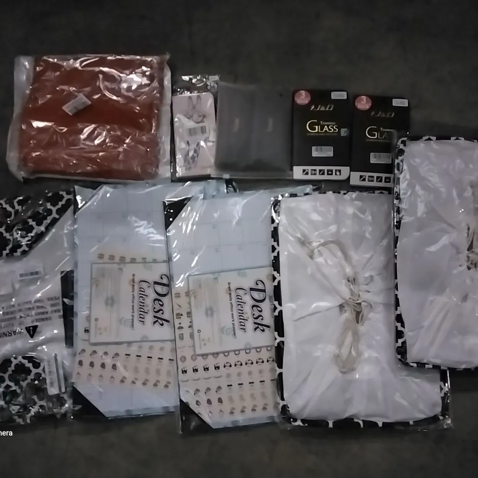 PALLET OF ASSORTED ITEMS TO INCLUDE 2021-2022 DESK CALENDAR, J&D TEMPERED GLASS SCREEN PROTECTOR, SILICON COVER PHONE CASE, VETOO BLUE LENS SUNGLASSES, SEA TEAM BLACK LATTICE BAG