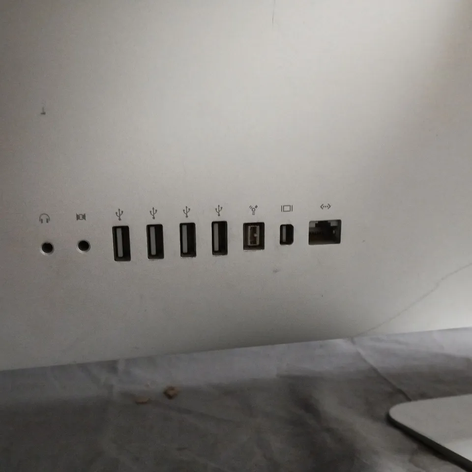 UNBOXED APPLE IMAC 10 ALL IN ONE COMPUTER - 1/A1312