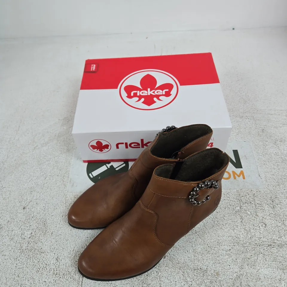 RIEKER BROWN LEATHER ANKLE BOOTS – UK 7½ (EU 41), MODEL Y0797-24, BOXED