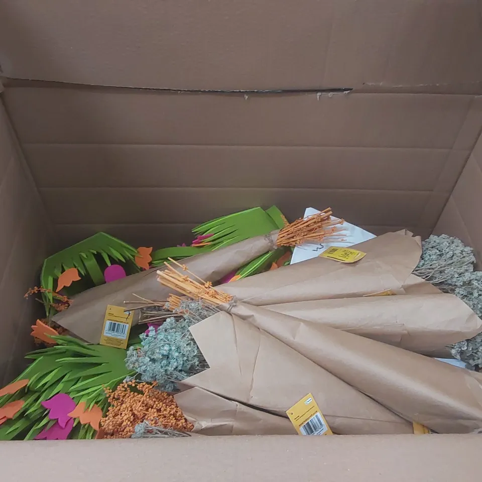 PALLET CONTAINING A VERY LARGE QUANTITY OF ASSORTED EASTER PRODUCTS