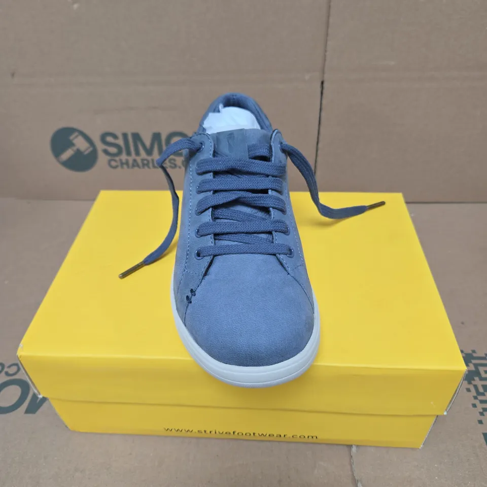 STRIVE DAKOTA DENIM TRAINERS UK 3 BOXED