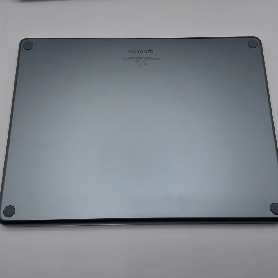 BOXED MICROSOFT SURFACE LAPTOPS 13"1ST EDITION 16GB/512GB IN OCEAN - 2095