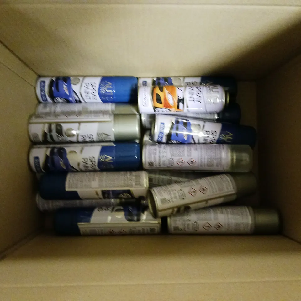 LOT OF APPROX. 20 AUTO EXTREME SPRAY PAINT VARIOUS COLOURS 
