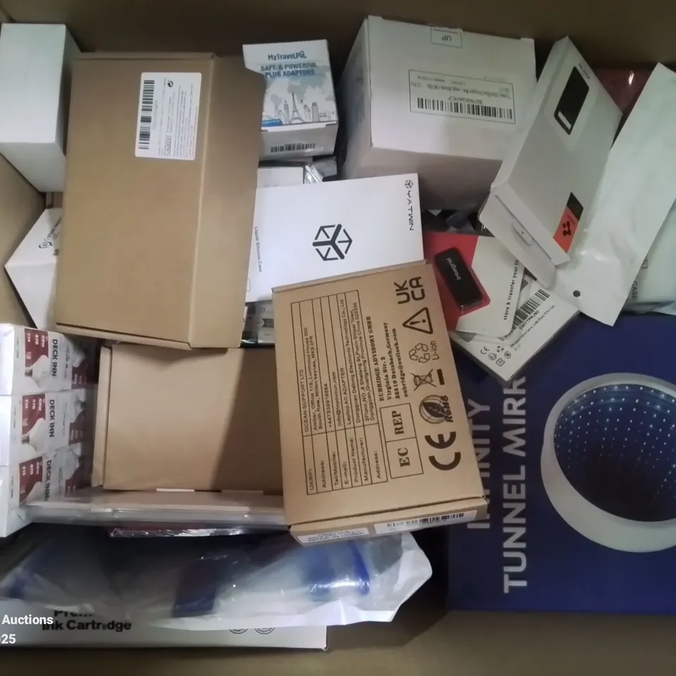 BOX CONTAINING LARGE AMOUNT OF MIXED BOXED ELECTRONIC ITEMS PHONE ACCESSORIES ETC.