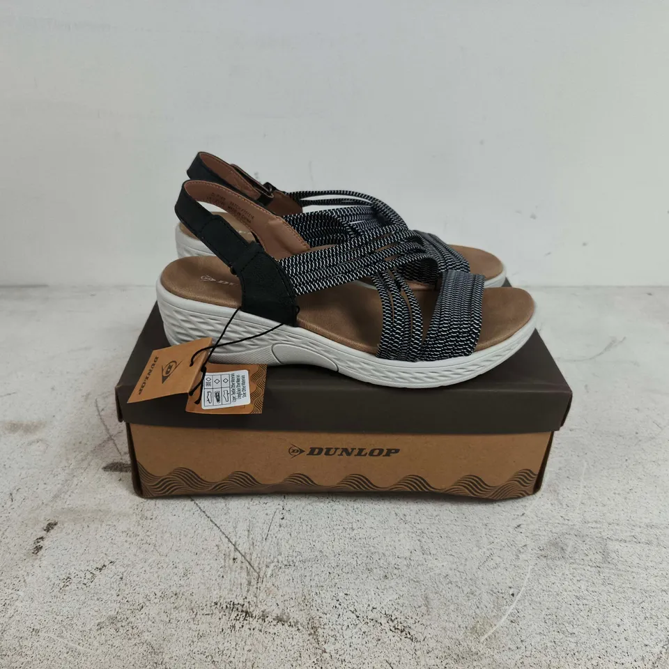 BOXED PAIR OF DUNLOP TRISH SANDALS IN CHARCOAL - UK 7