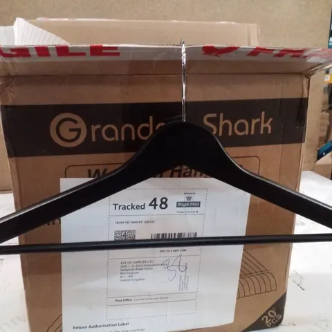 BOXED SET OF 10 GRANDMA SHARK WODDEN HANGERS - BLACK  