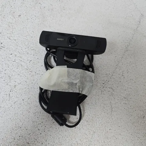 AUKEY WEBCAM IN BLACK (MODEL UNSPECIFIED)
