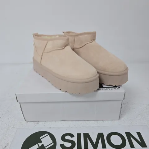 SHOES BY EMMA COLLEEN BEIGE SHOES – UK SIZE 6