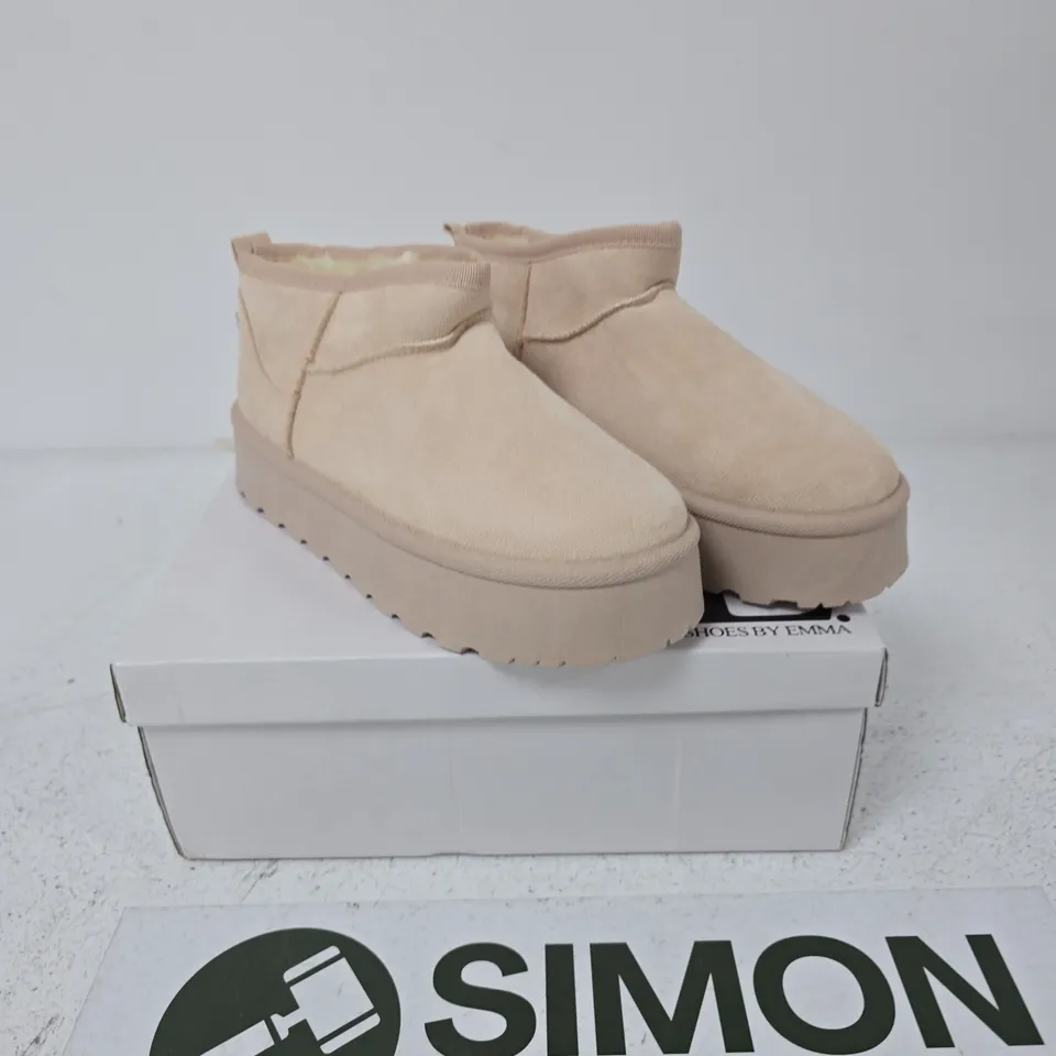 SHOES BY EMMA COLLEEN BEIGE SHOES – UK SIZE 6
