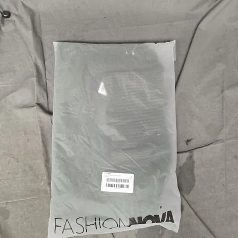 FASHIONNOVA JUST ROLL WITH IT TURTLENECK SWEATER IN HUNTER GREEN SIZE XS