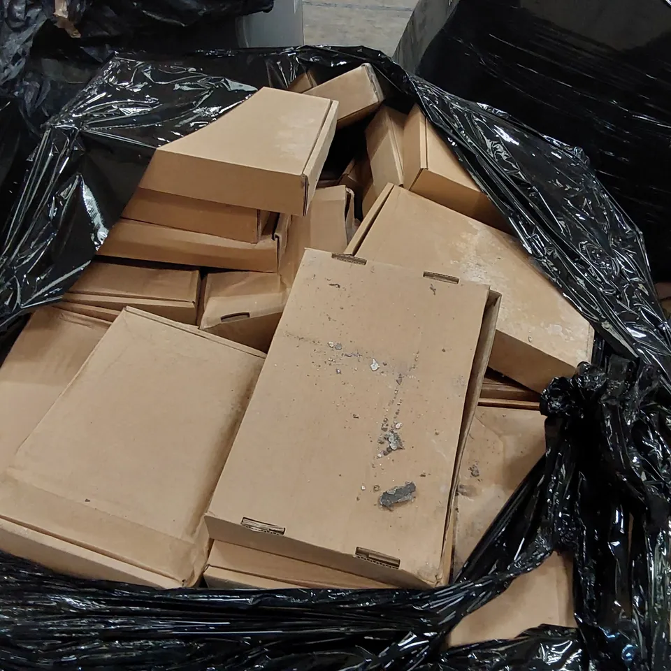 PALLET OF ASSORTED TELEPHONES AND OTHER ASSORTED ITEMS INCLUDING PILLOWS ECT.