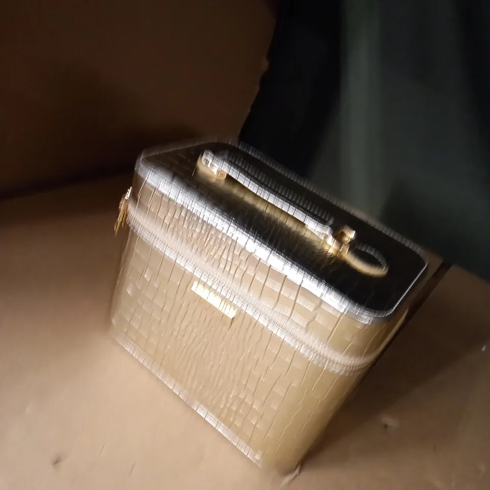 VISAGE STORAGE BOD FOR MAKEUP/JEWELLERY 