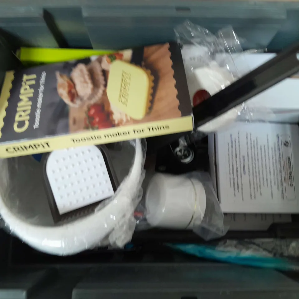 APPROXIMATELY 20  ASSORTED HOUSEHOLD ITEMS TOO INCLUDE, PENCILS, SHAFFER PEN, LED LIGHTS  ETC 