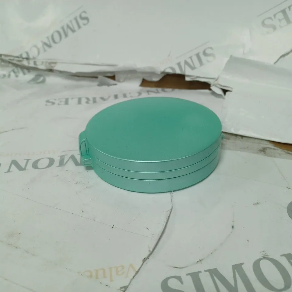 SIMPLY BEAUTY FOLDING TRIO MIRROR, MINT GREEN