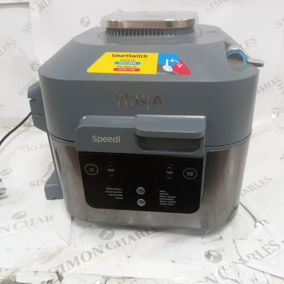 BOXED NINJA SPEEDI 10-IN-1 5.7L RAPID-COOKER & AIR FRYER ON400UK