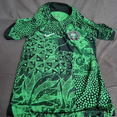 NIGERIA FOOTBALL FEDERATION NIKE DRI-FIT JERSEY – GREEN/BLACK, UK SMALL 
