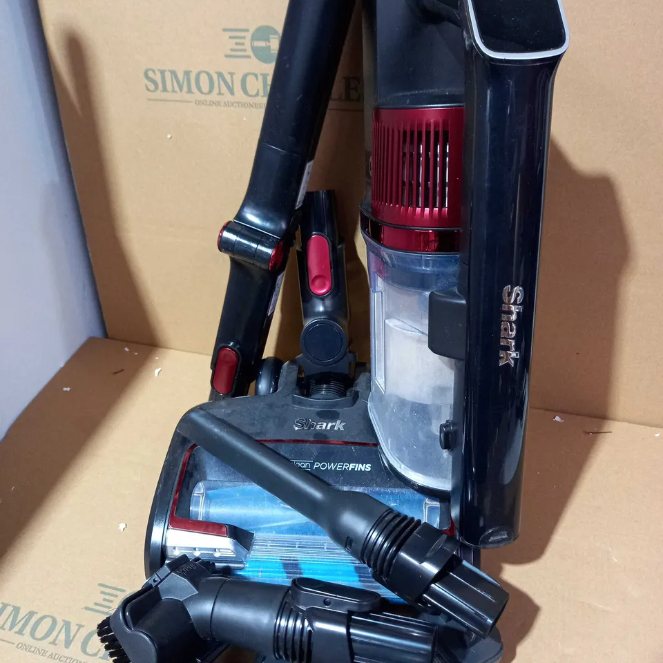 SHARK CORDLESS VACUUM IZ300UKT
