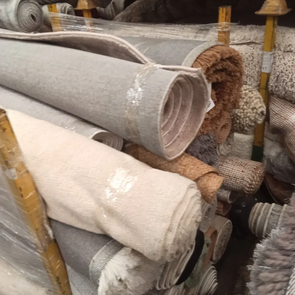 STILLAGE OF ASSORTED QUALITY RUGS APPROXIMATELY 18 