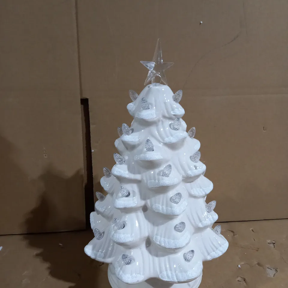 MR CHRISTMAS 12" GLITTER SNOWY NOSTALGIC TREES - WHITE