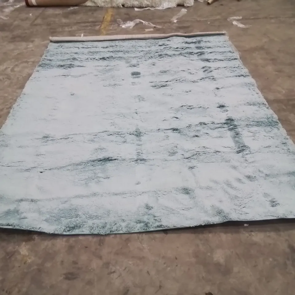 QUALITY DESIGNER AREA RUG - APPROXIMATELY 282X197