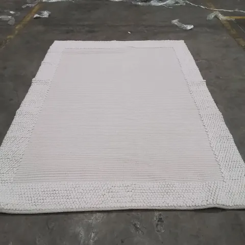 QUALITY DESIGNER AREA RUG - APPROXIMATELY 240X160CM