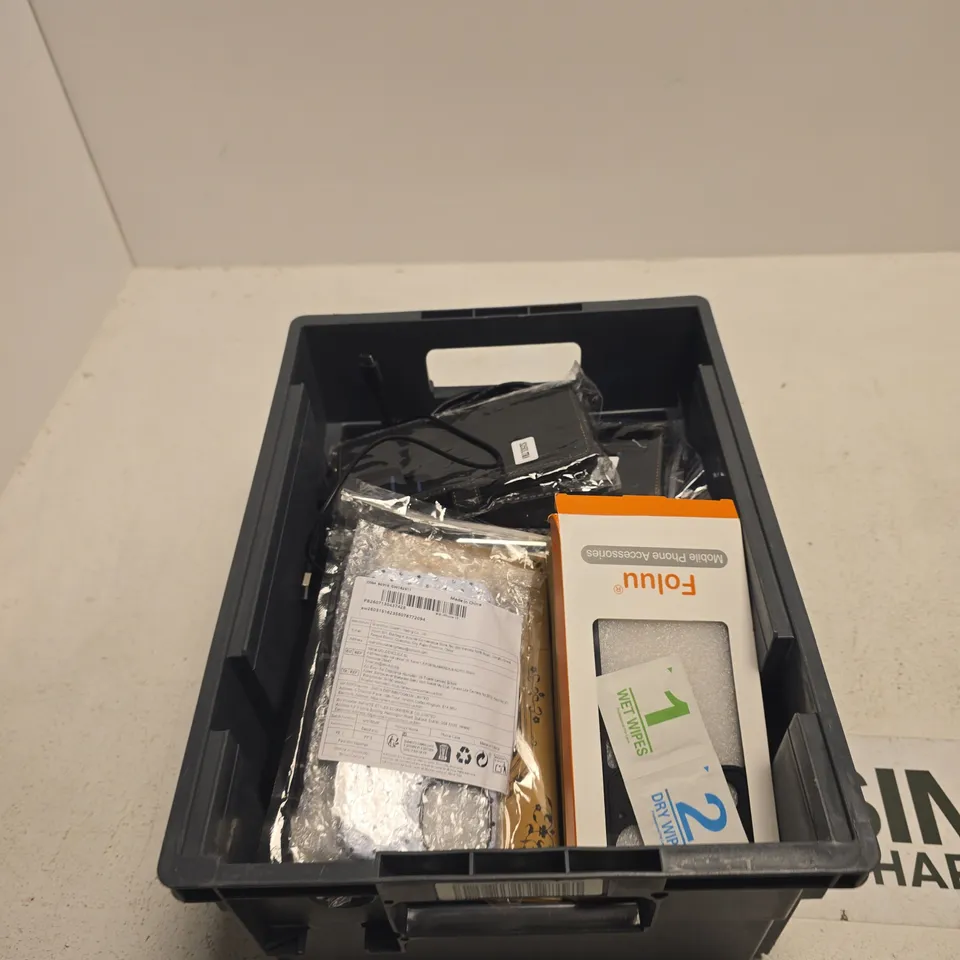 TOTE OF APPROXIMATELY 14 ASSORTED ITEMS TO INCLUDE: IPHONE 15 CASE