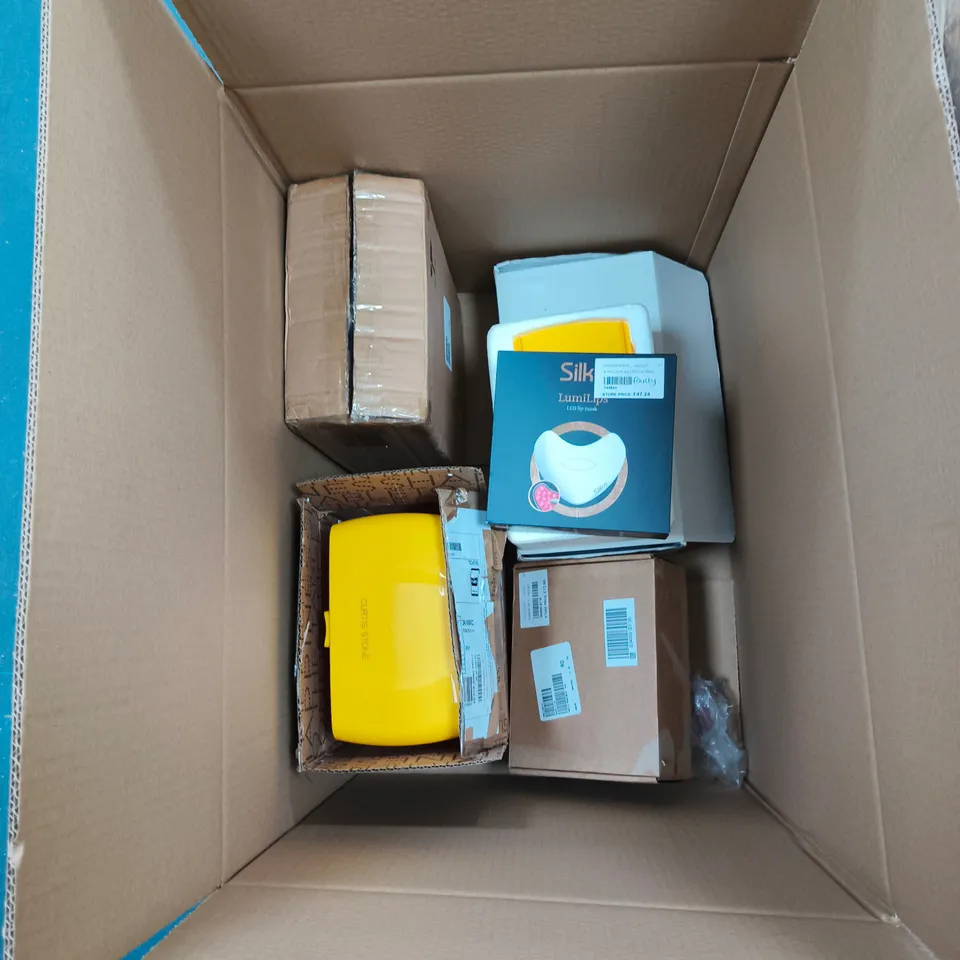 BOX OF APPROXIMATELY 6 ASSORTED HOUSEHOLD ITEMS INCLUDING CURTIS STONE CHOP CHOP PREP TOOL, SILK'N LUMI LIPS LED MASK AND 2 GREY WEDGERS