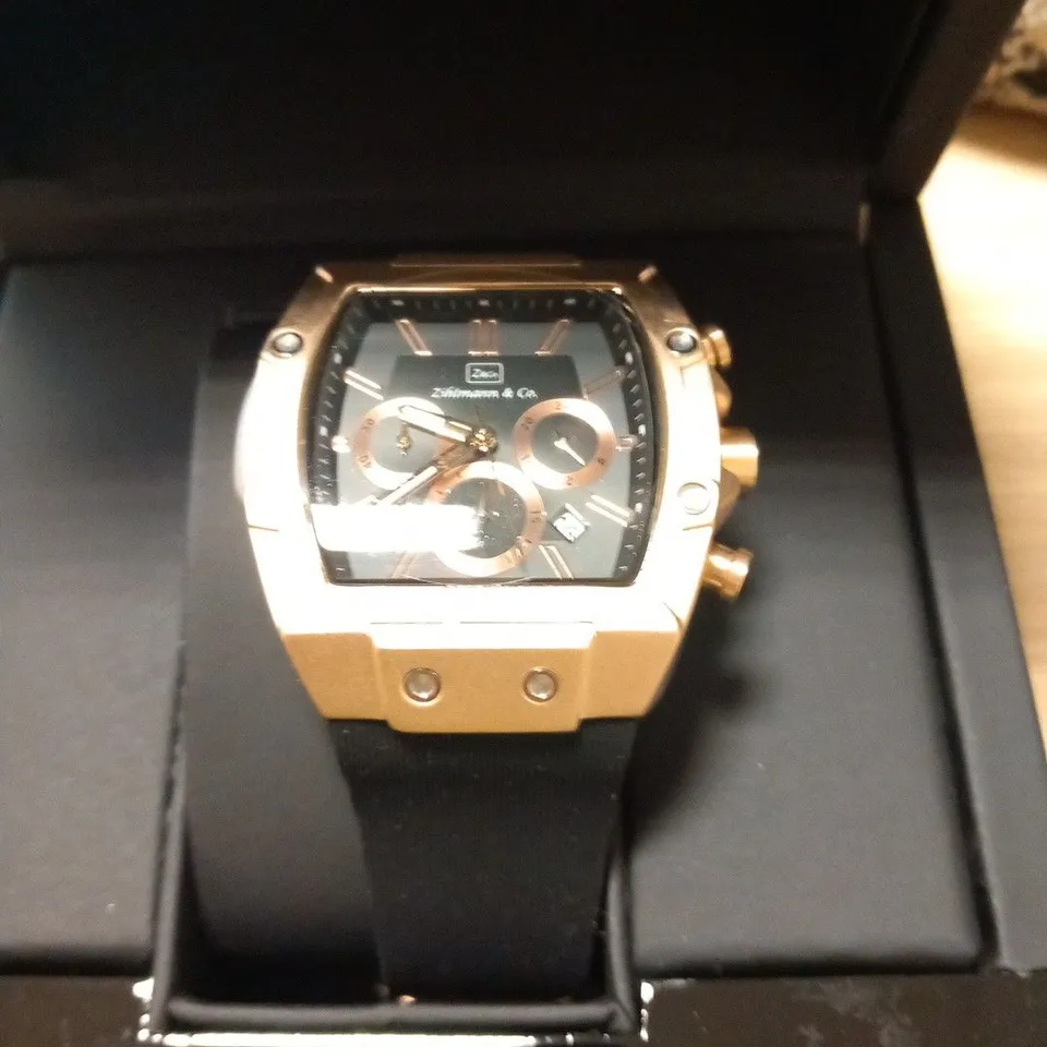 MENS ZIHLMANN & CO Z911 WATCH – CHRONOGRAPH MOVEMENT – BLACK DIAL – 3ATM – QUICK RELEASE RUBBER STRAP – 3ATM WATER RESISTANT – RRP £650