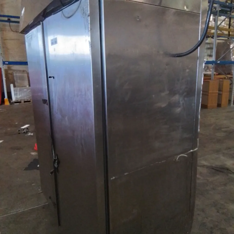 COMMERCIAL STAINLESS DOUBLE DOOR REFRIGERATED FOOD STORAGE UNIT 