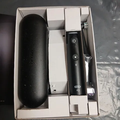 ORAL-B IO SERIES 6 ELECTRIC TOOTHBRUSH – BLACK, TRAVEL CASE INCLUDED (BOXED)