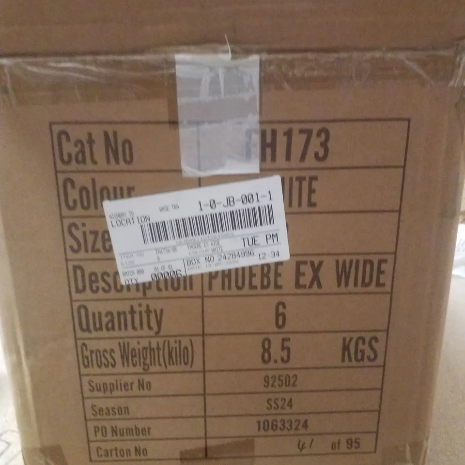 BOX CONTAINING APPROXIMATELY 6 PAIRS OF SIMPLY BE WHITE PHOEBE EX WIDE SANDALS - SIZE 8