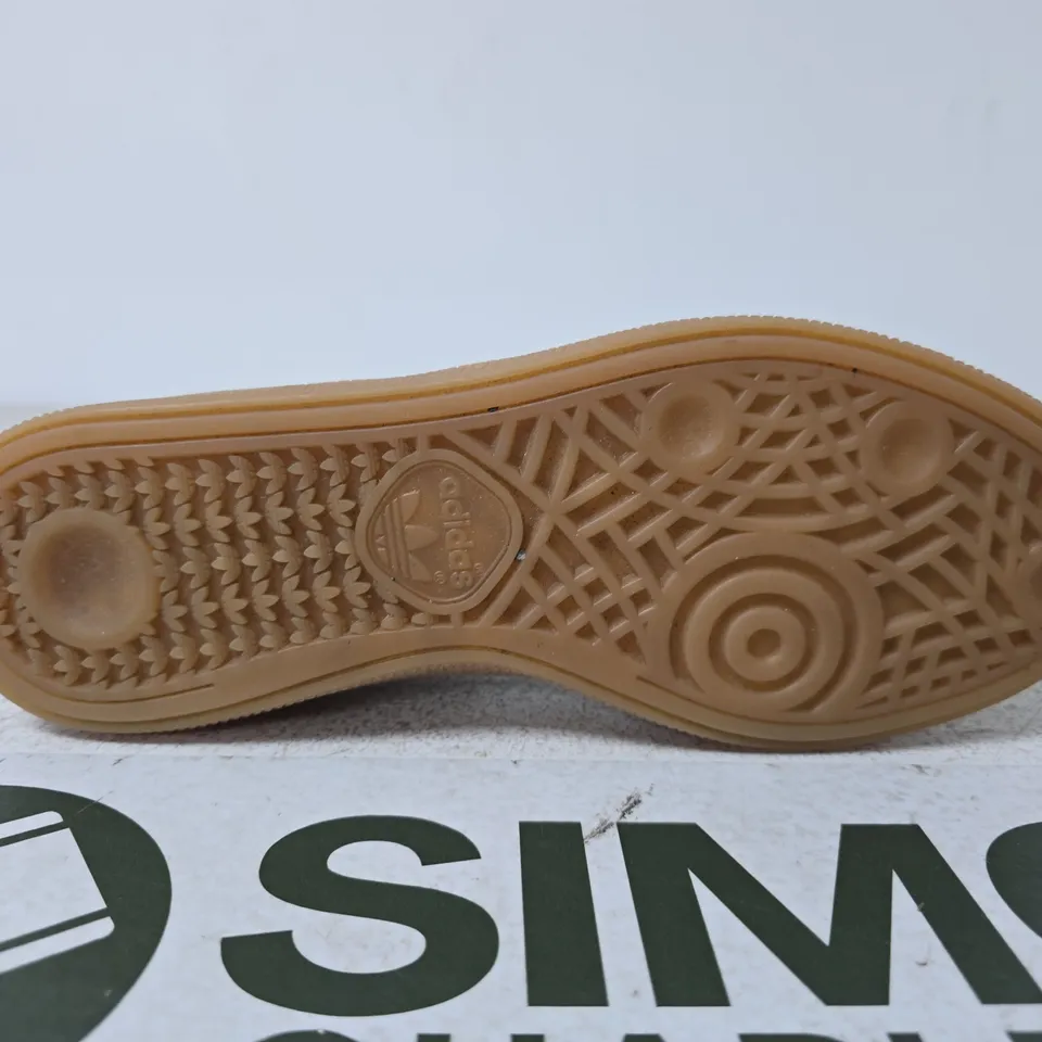 ADIDAS GAZELLE TRAINERS – SIZE 4.5