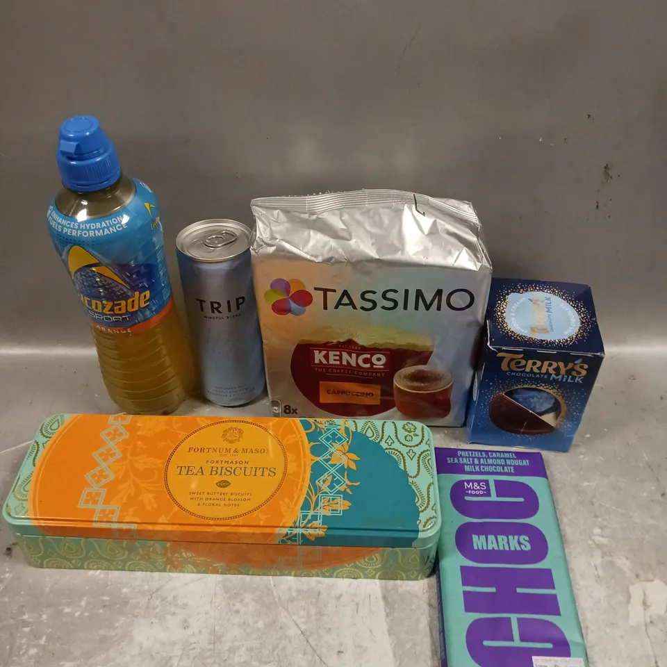 APPROXIMATELY 10 ASSORTED FOOD/DRINK PRODUCTS TO INCLUDE TEA BISCUITS, TASSIMO COFFEE, TERRYS MILK CHOCOLATE ETC 