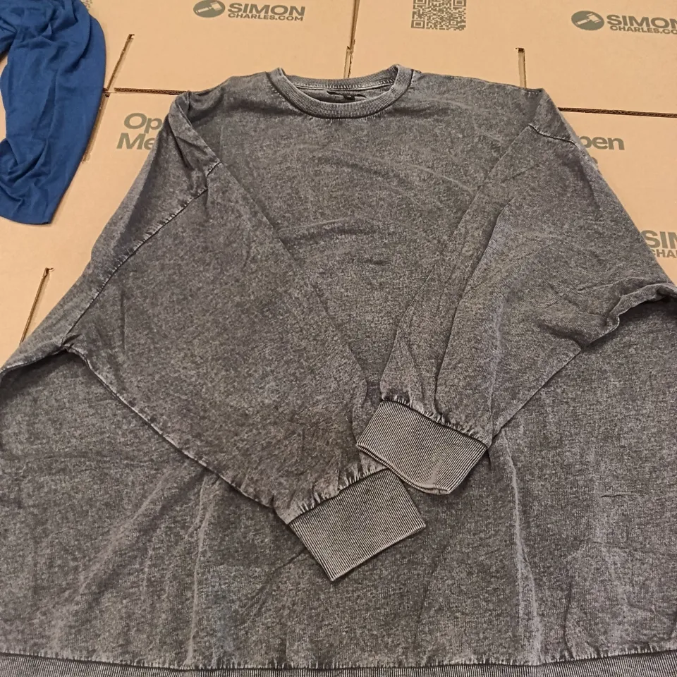 PALLET OF BRAND NEW WOMENS QUALITY DESIGNER CLOTHES APPROXIMATELY 115 TO INCLUDE; JD WILLIAMS DRESSES, TOPS, VEST TOPS, JUMPERS ETC