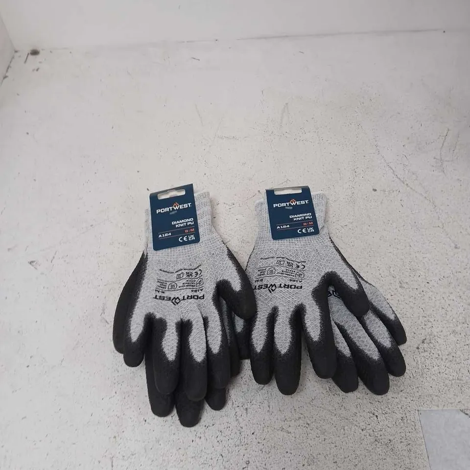 BOX OF APPROXIMATELY 25 ASSORTED ITEMS TO INCLUDE: PORTWEST DIAMOND KNIT GLOVES 