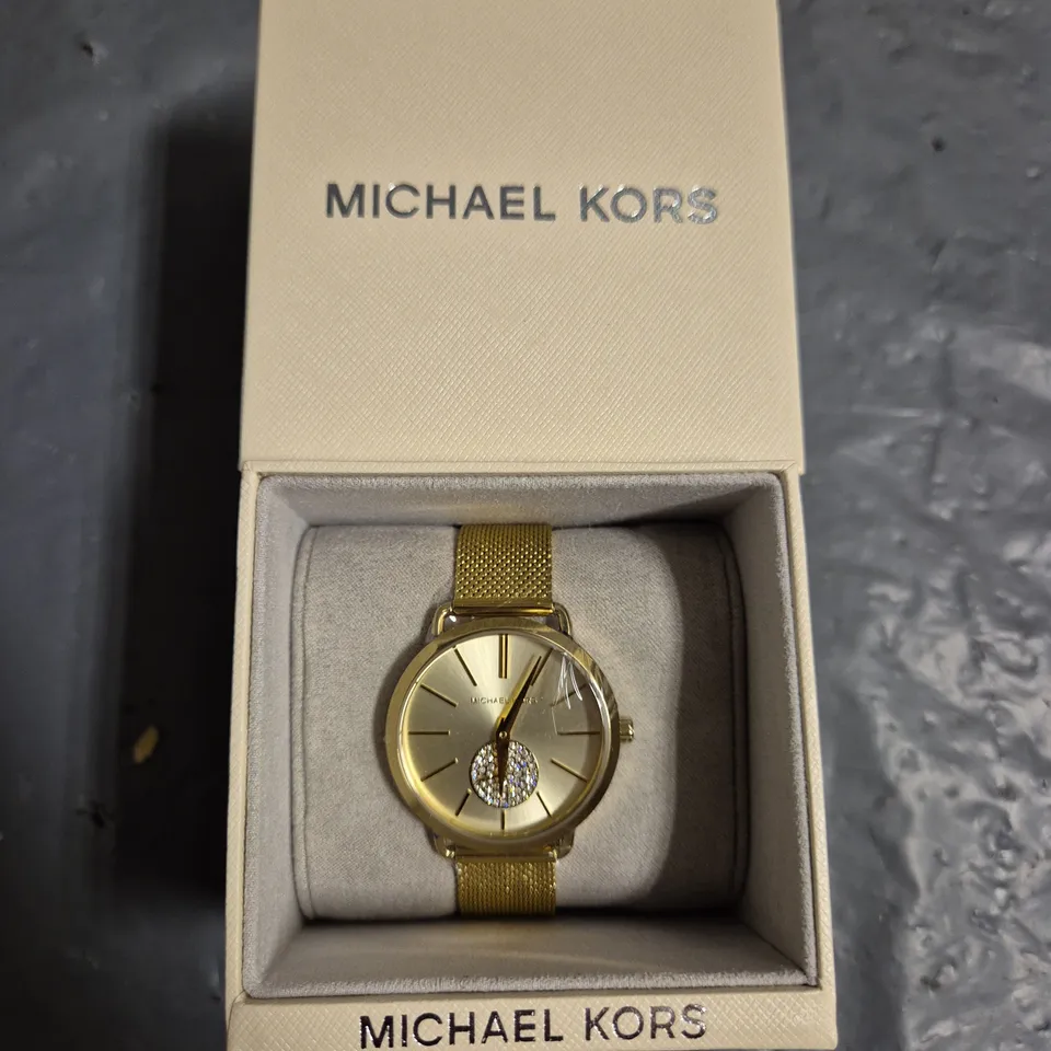 MICHEAL KORS OVERSIZED BLAKE GOLD-TONE MESH WATCH