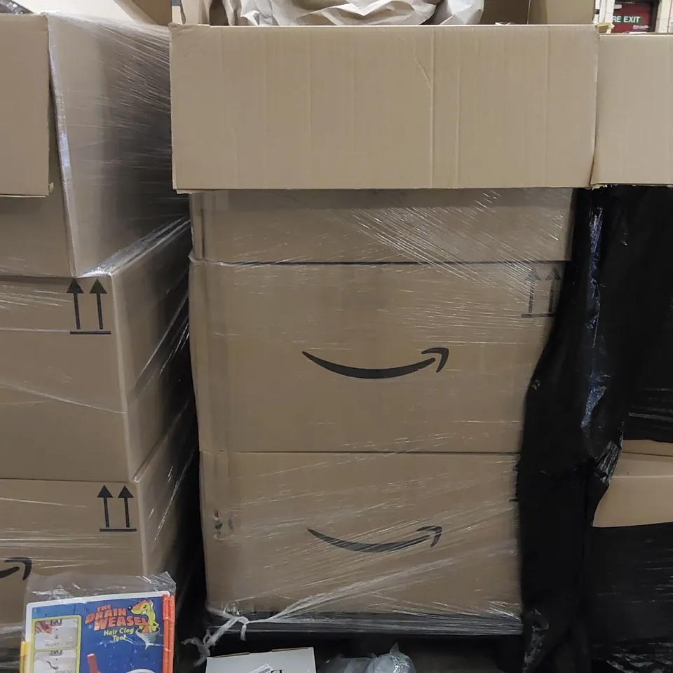 PALLET OF ASSORTED ITEMS INCLUDING: WATER GLASSES, HAMMER MULTI TOO, SHOWER FILTER, MUG, HERNIA BELT, MASSAGE OIL