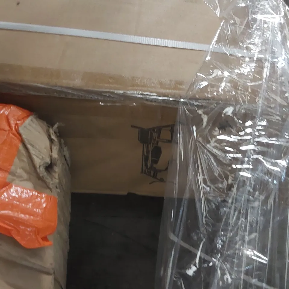 PALLET CONTAINING A LARGE ASSORTMENT OF CONSUMER PRODUCTS 