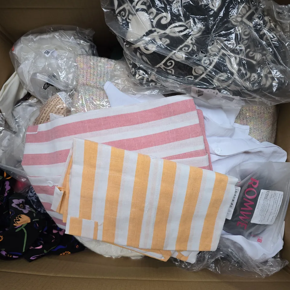 APPROXIMATELY 35 ASSORTED CLOTHING ITEMS IN VARIOUS SIZES, STYLES & COLOURS TO INCLUDE DRESSES, TOPS, SHIRTS, ETC - COLLECTION ONLY