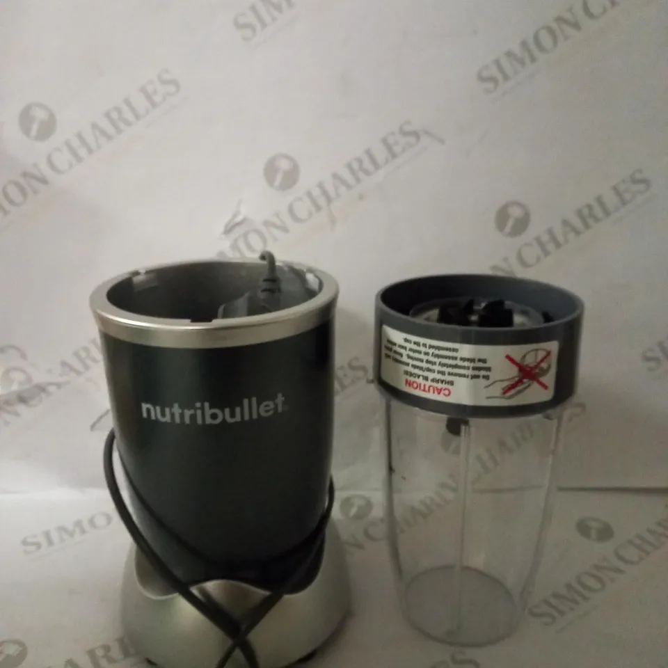 NUTRIBULLET 600 SERIES 600W NUTRITION EXTRACTOR 