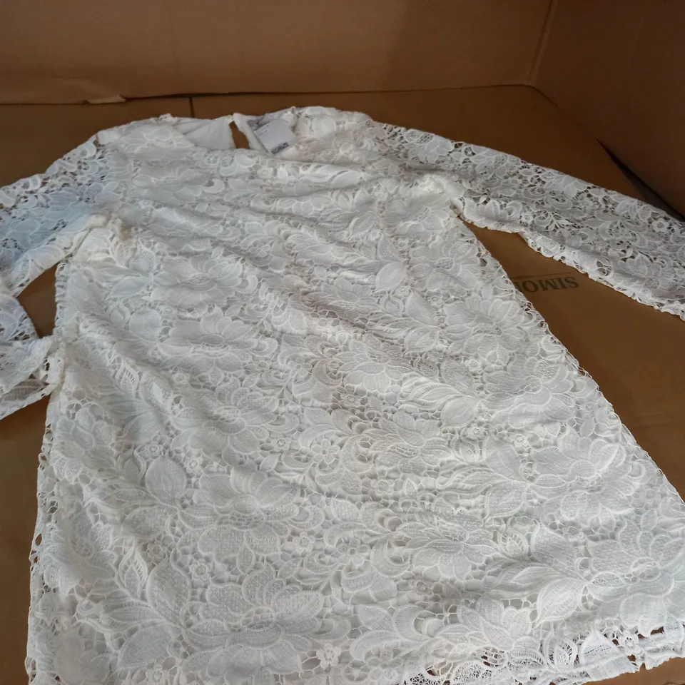 H&M FLORAL ROPE SLEEVED DRESS IN WHITE - EUR M