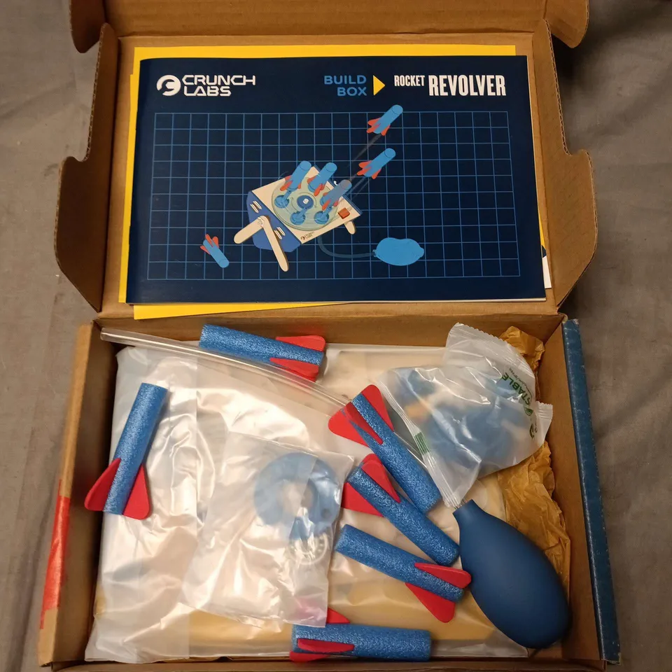 BOXED CRUNCH LABS ROCKET REVOLVER BY MARK ROBER