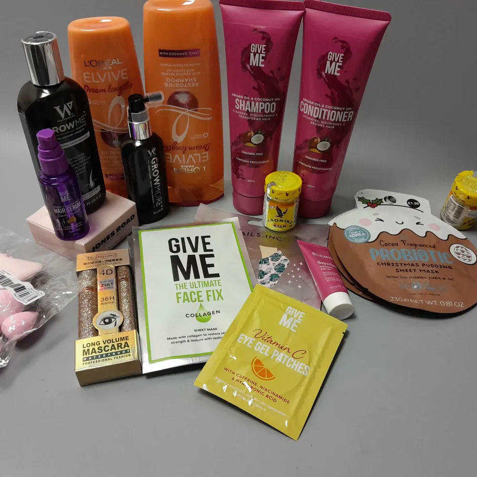 LOT OF BEAUTY PRODUCTS TO INCLUDE SHAMPOO AND CONDITIONER, ETC