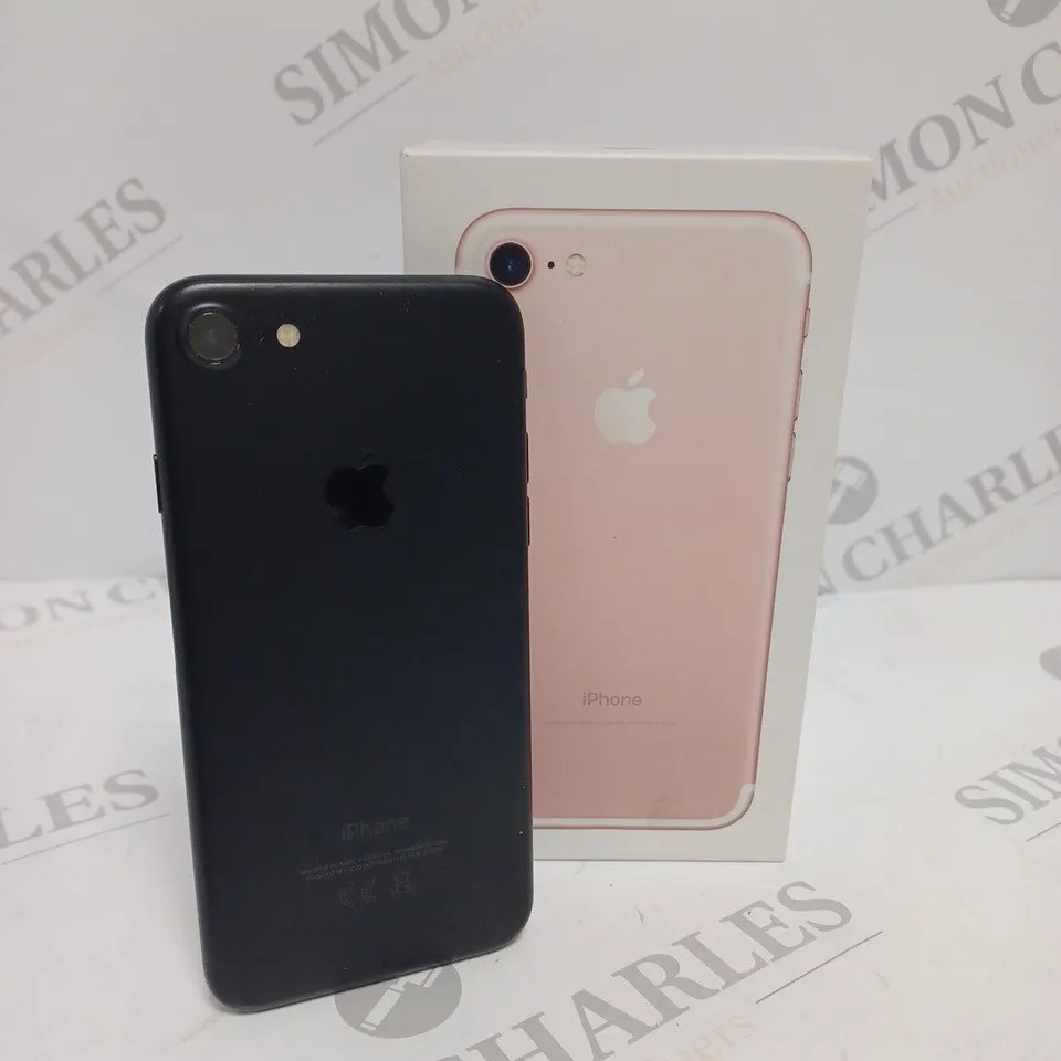 APPLE IPHONE 7 (A1778) SMARTPHONE