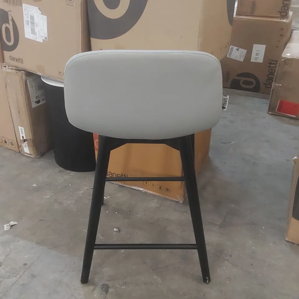 DANETTI HUDSON LIGHT GREY LEATHER BAR STOOL