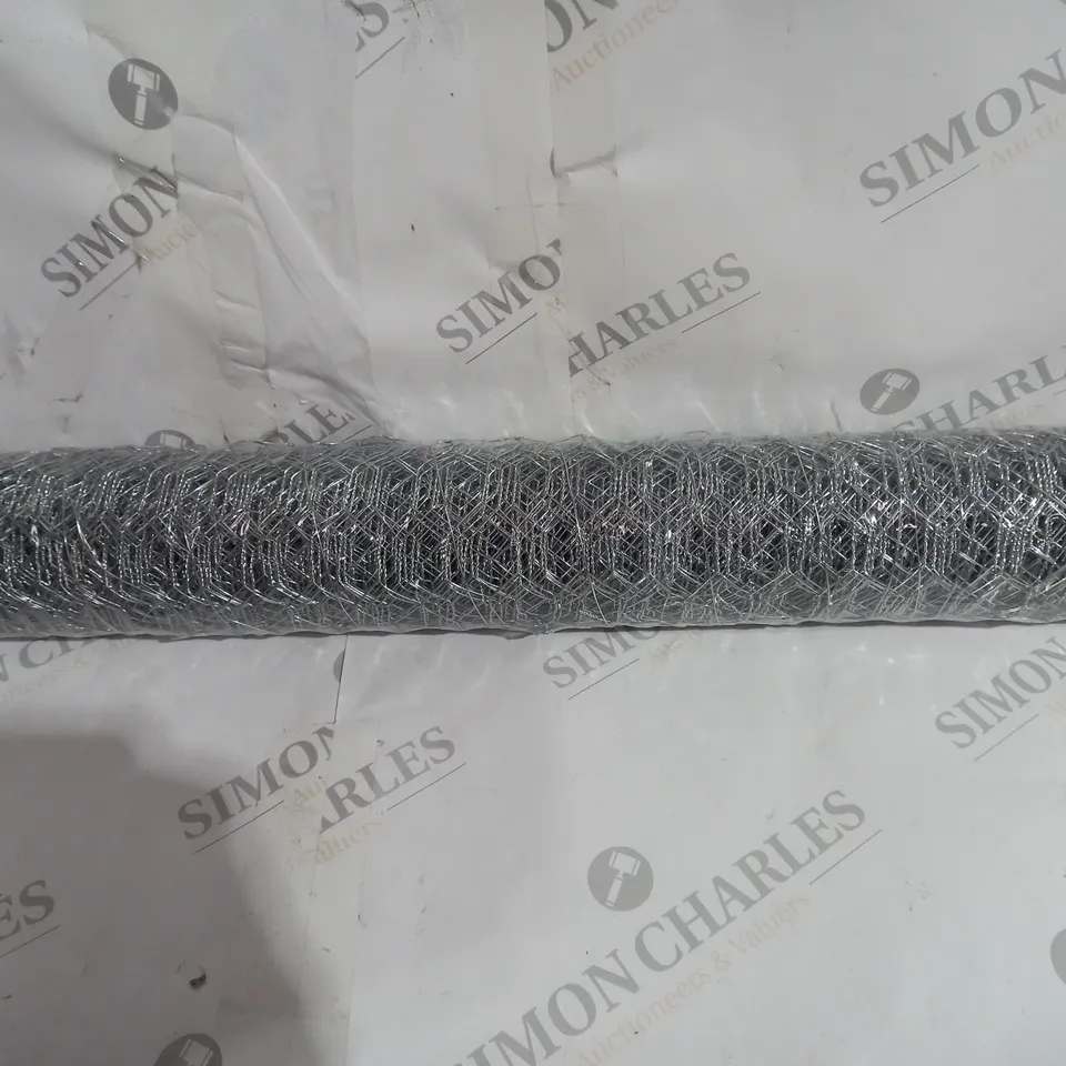 ROLL OF CHICKEN WIRE - 60CM X UNSPECIFIED